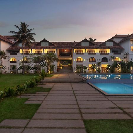Estuary Sarovar Premiere Poovar Island Eksteriør billede