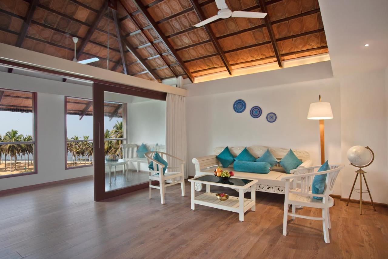 Estuary Sarovar Premiere Poovar Island Eksteriør billede