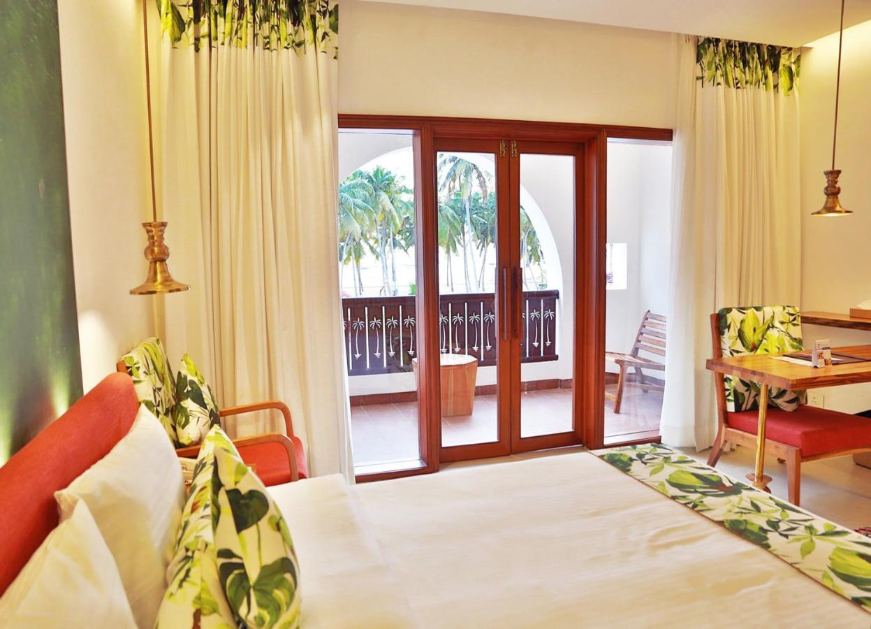 Estuary Sarovar Premiere Poovar Island Eksteriør billede