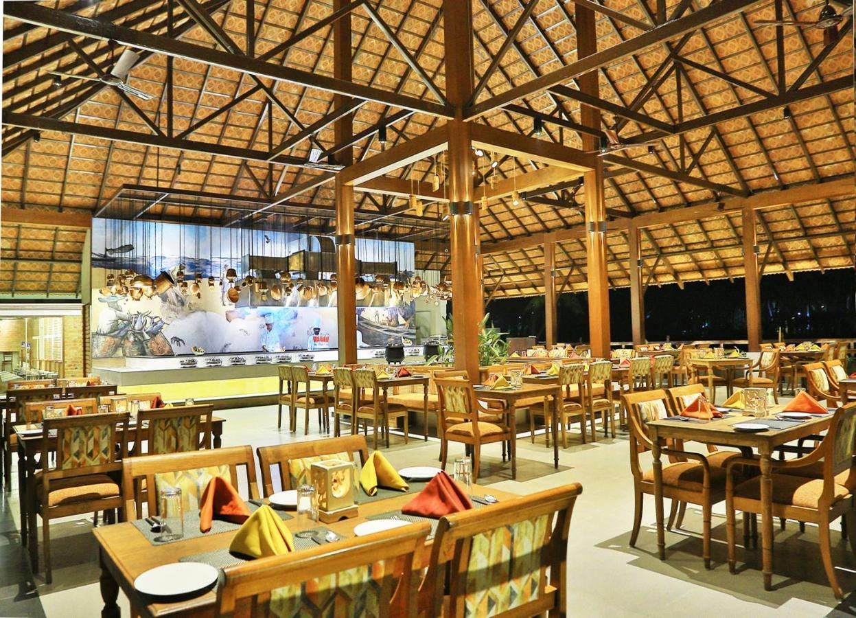 Estuary Sarovar Premiere Poovar Island Eksteriør billede