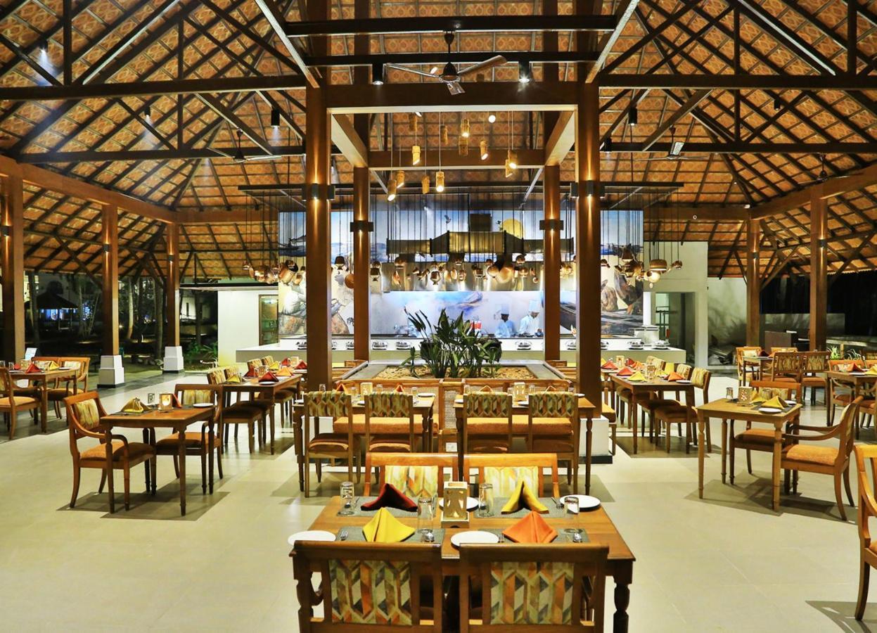 Estuary Sarovar Premiere Poovar Island Eksteriør billede