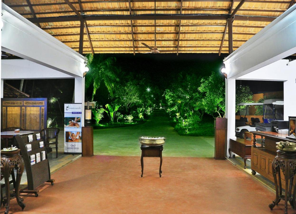 Estuary Sarovar Premiere Poovar Island Eksteriør billede